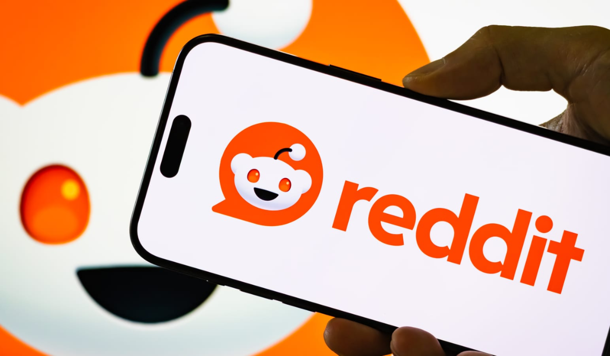 Reddit Reports a Solid Quarter but Shows Signs of AI's Impact