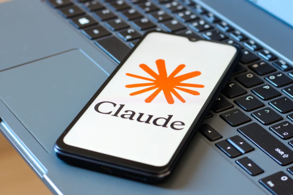 Anthropic is bringing Claude Cowork