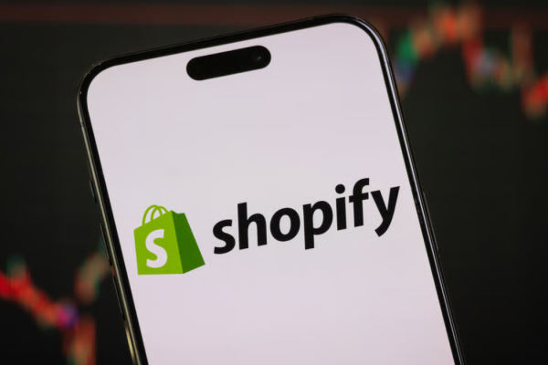 Shopify Says AI Search Boosts Sales, Not Replacing Google